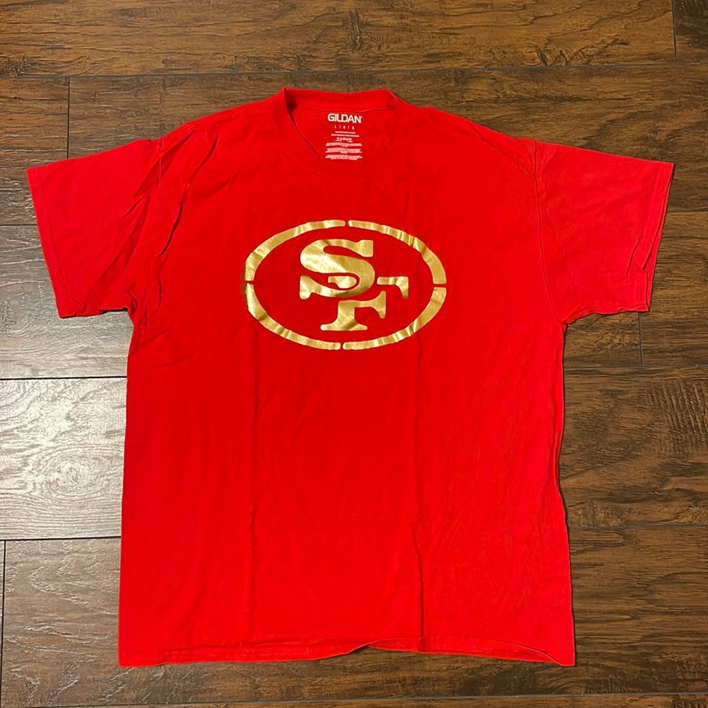 Large red T-shirt, San Francisco 49ers gold foiling